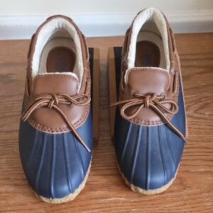 Jambu Brown and Navy Duck Boots